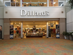 Asheville Mall Hours – Additional Details The Asheville Mall is an indoor mall that is located in Asheville, North Carolina. It is the largest mall in Western North Carolina. The Asheville Mall opened in , and .