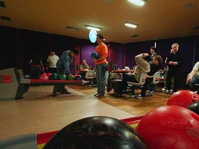 Bowling in Szara Willa