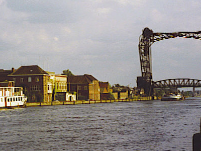 Brussels-Scheldt Maritime Canal