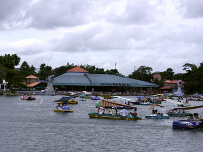 Dam Sen Cultural Park