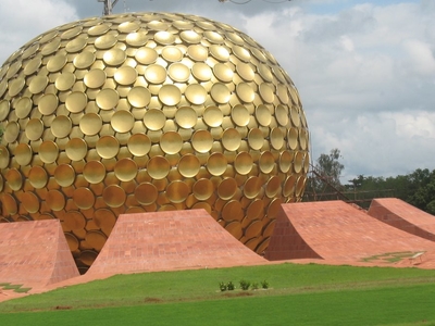 Children’s Park & Dupleix Statue