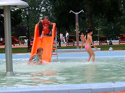 Bath In Open