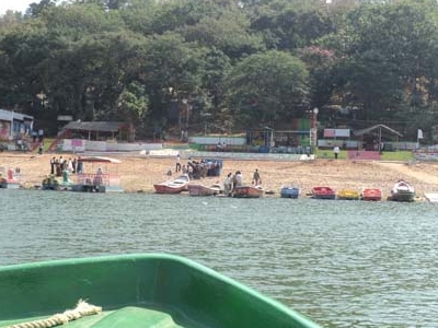 Khindsi Lake