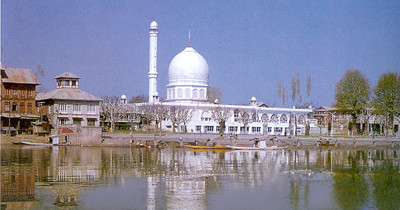 Hazratbal Shrine