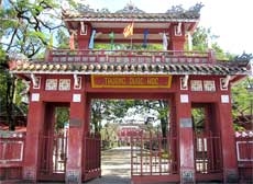 Hue National School - Quoc Hoc Hue