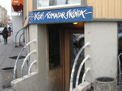 Kofi Tomasar fraenda