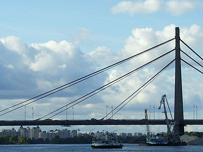 Moskovskyi Bridge