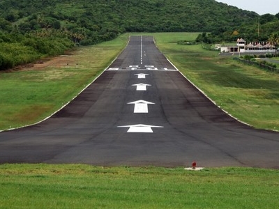 Mustique Airport