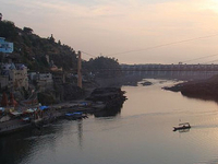 Omkar Mandhata Temple