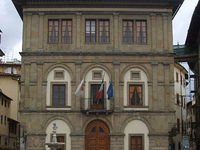 Palazzo Cocchi-Serristori Palazzo Cocchi-Serristori