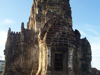 Phra Prang Sam Yot