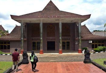 South Sumatra Museum, Kota Palembang, Indonesia Tourist Information
