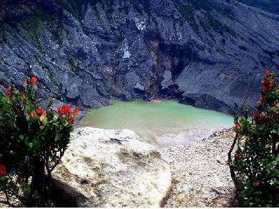 Tangkuban Perahu