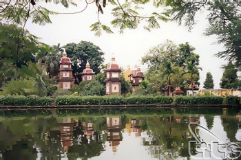 Tran Quoc Pagoda
