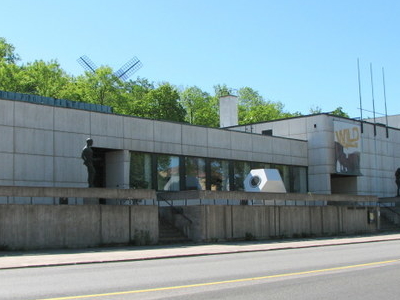 Waino Altonen Museum of Art
