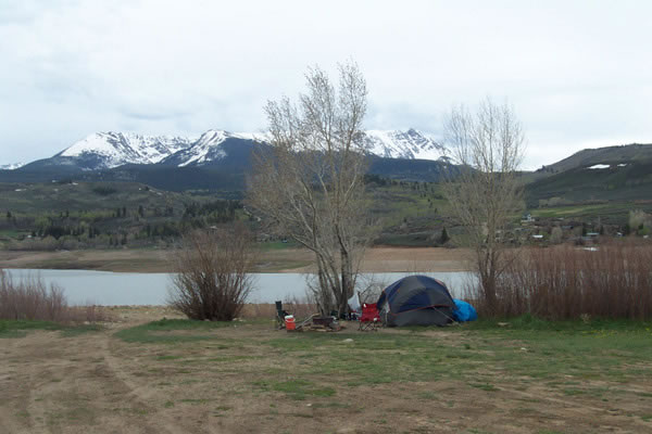 Escape to Tranquility: Colorado's Cow Creek Campground, Your Gateway to Adventure
