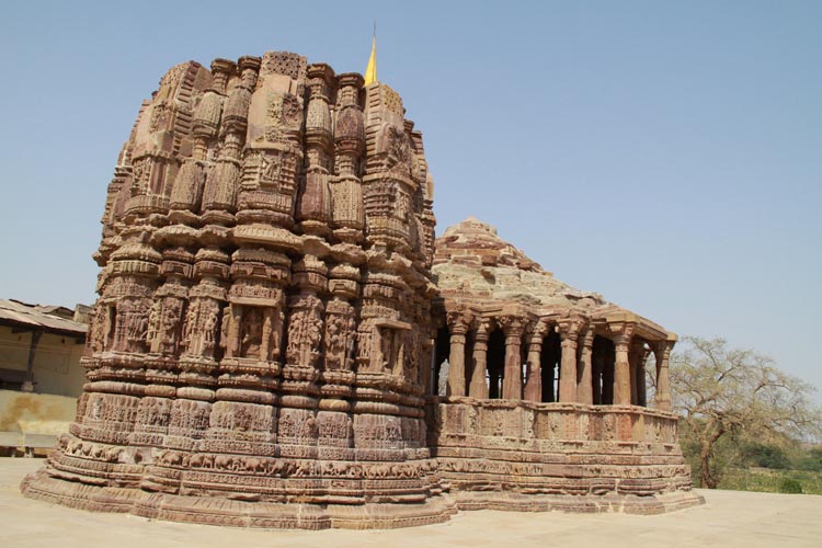 Galteshwar-Shiva Temple, Dakor, India Tourist Information
